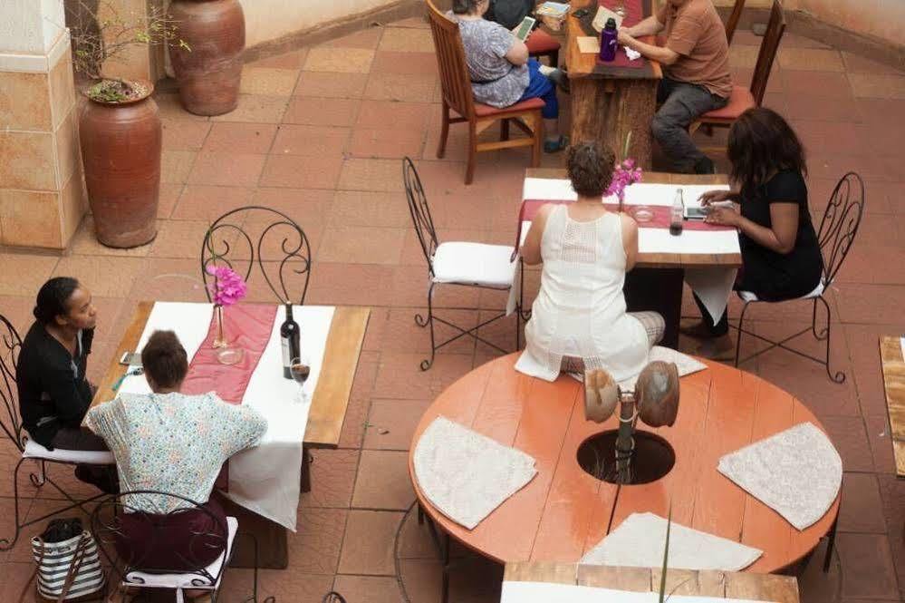 Madidi Lodge Lilongwe Bagian luar foto