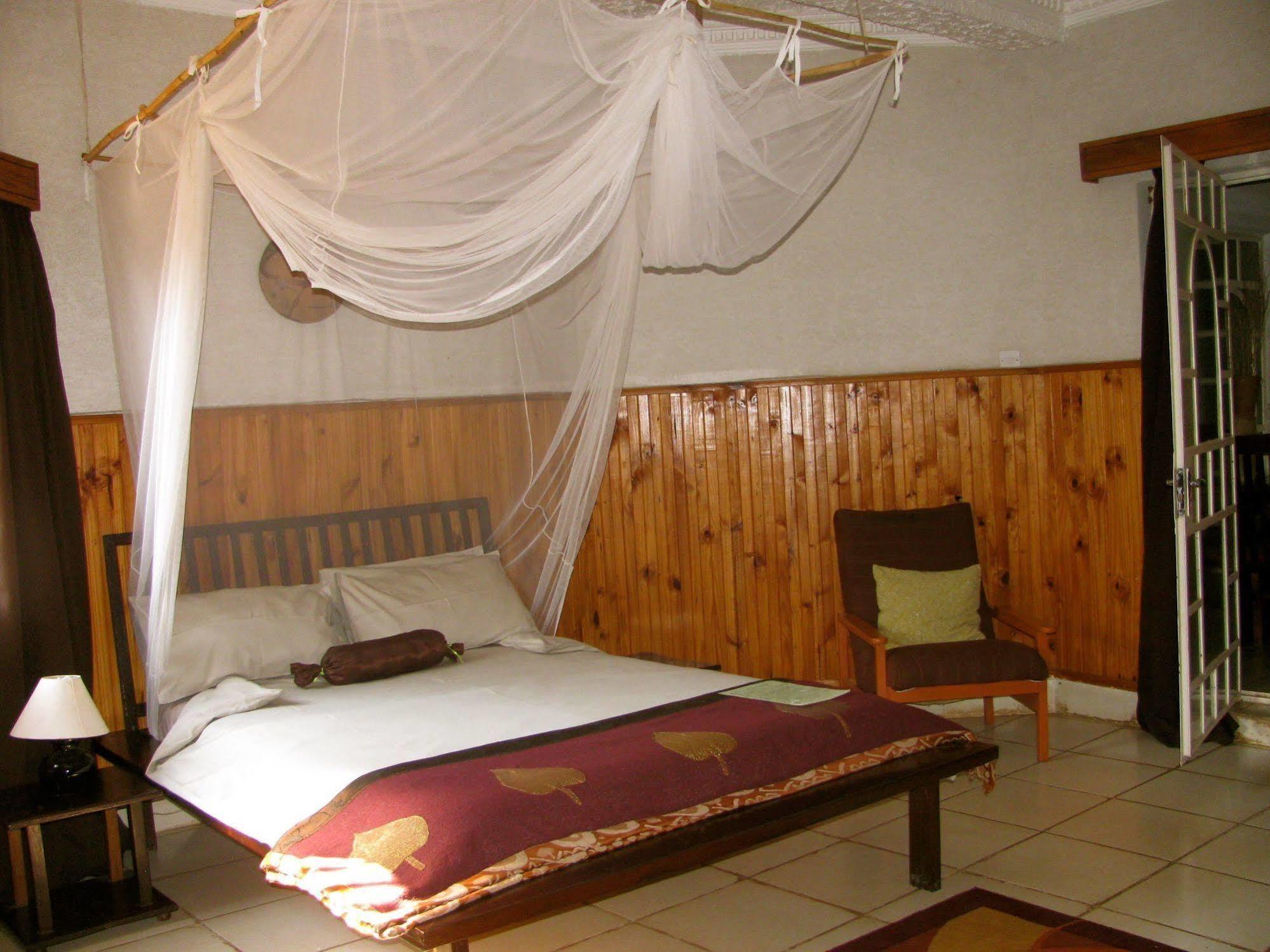 Madidi Lodge Lilongwe Bagian luar foto